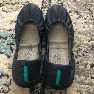 California Navy Tieks (Sz. 9)